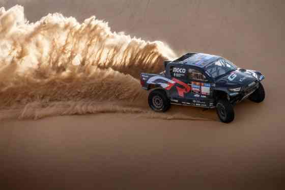 This is the new Toyota Hilux for Dakar Rally 2024 This is the new Toyota Hilux for Dakar Rally 2024 image