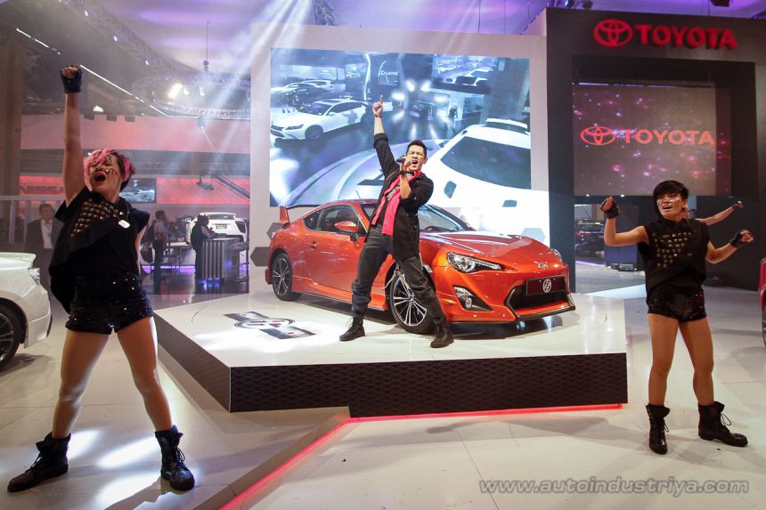 2012 Philippine International Motor Show 2012 Philippine International Motor Show image