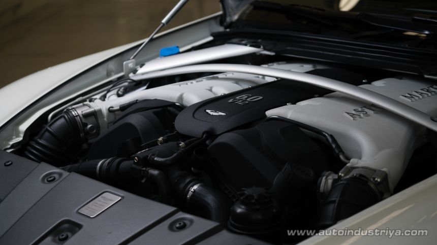 2016 Aston Martin V12 Vantage S image