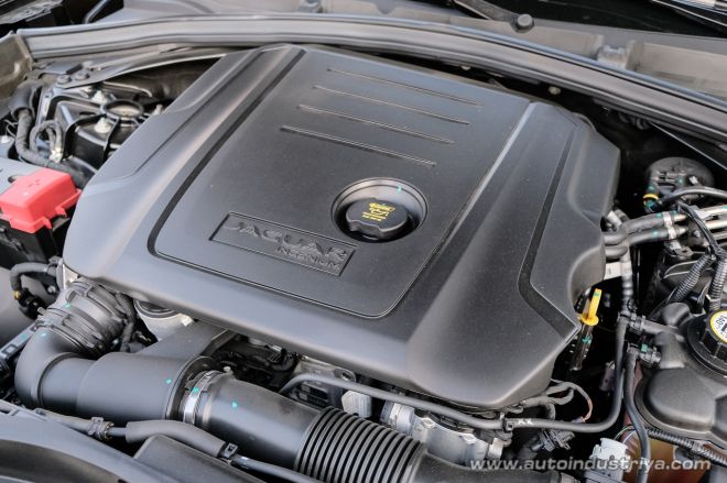 2018 Jaguar F-Pace 2.0L R-Sport AWD image