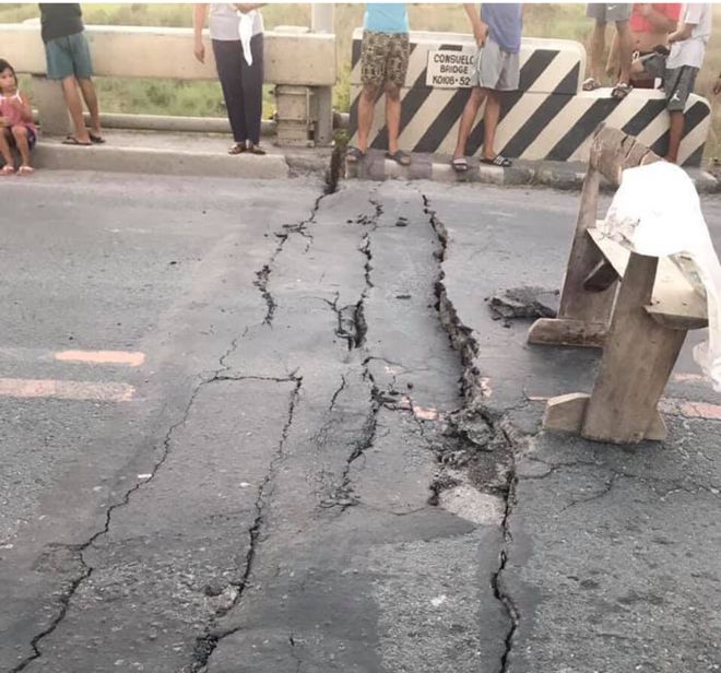 DPWH working double time to assess earthquake damage on roads, structures image