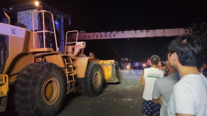 DPWH working double time to assess earthquake damage on roads, structures image