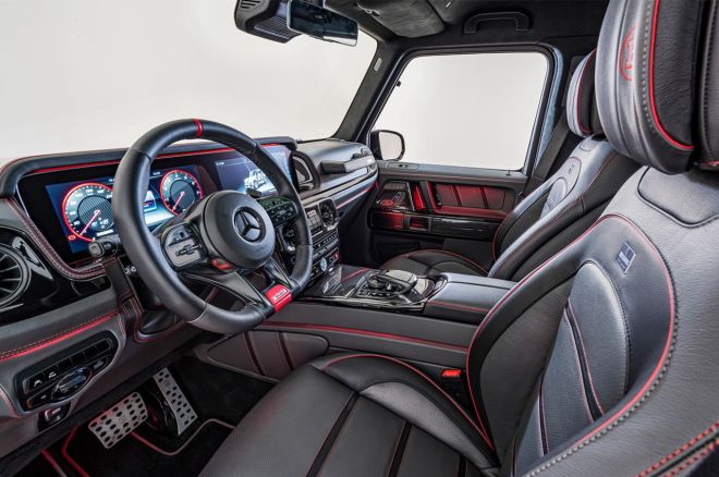 These two Brabus G-Classes have a combined 1,600 HP image