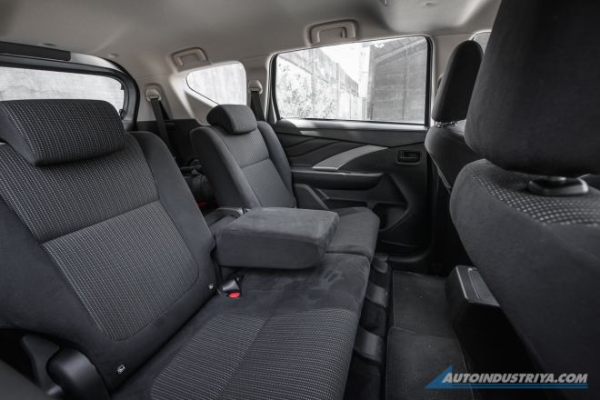 Mitsubishi Xpander GLX Plus AT image