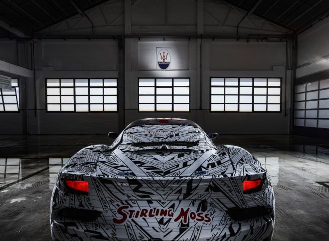 Maserati is dedicating a special model to Stirling Moss image