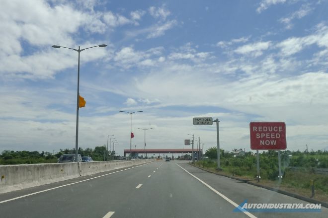 SLEX, NAIAX, TPLEX, Skyway, STAR Toll to go cashless image