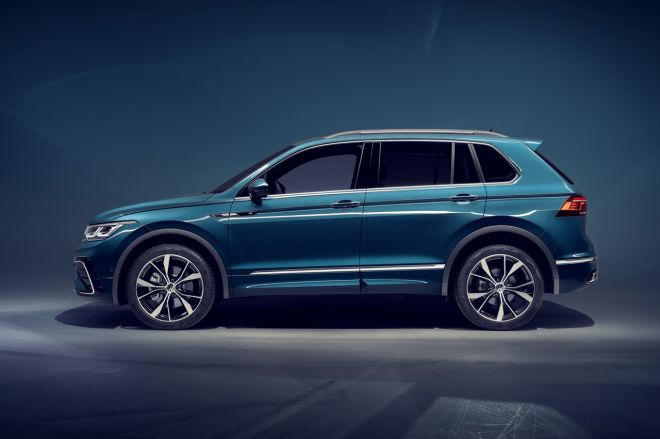 2021 Volkswagen Tiguan now looks like a Golf on stilts image