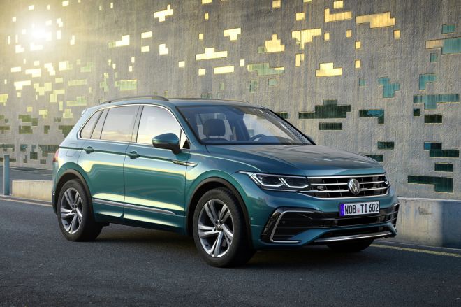 2021 Volkswagen Tiguan now looks like a Golf on stilts image