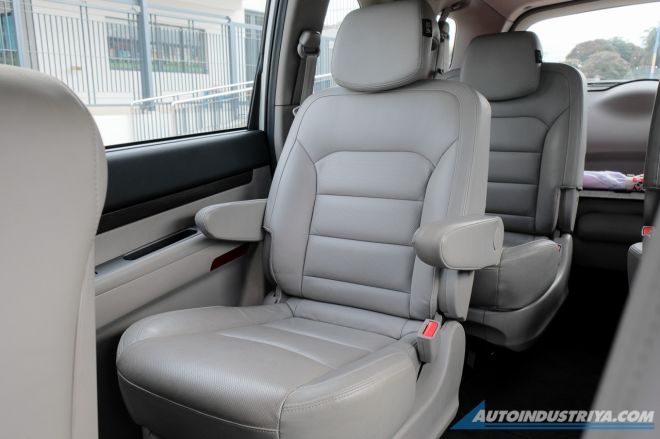 2019 Ssangyong Rodius 2.0L 9-seater image