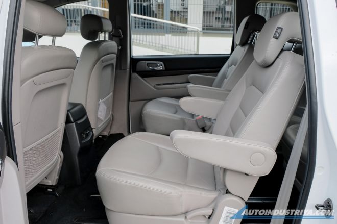 2019 Ssangyong Rodius 2.0L 9-seater image