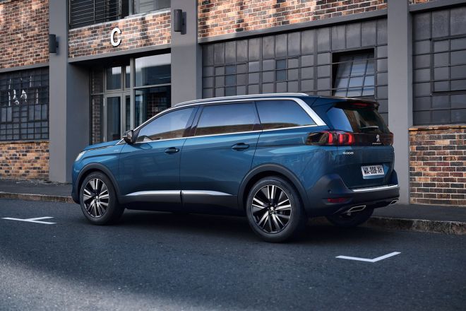 2021 Peugeot 5008 shows crossovers don’t have to look boring image