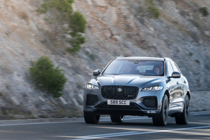 2021 Jaguar F-Pace gets a heart transplant image