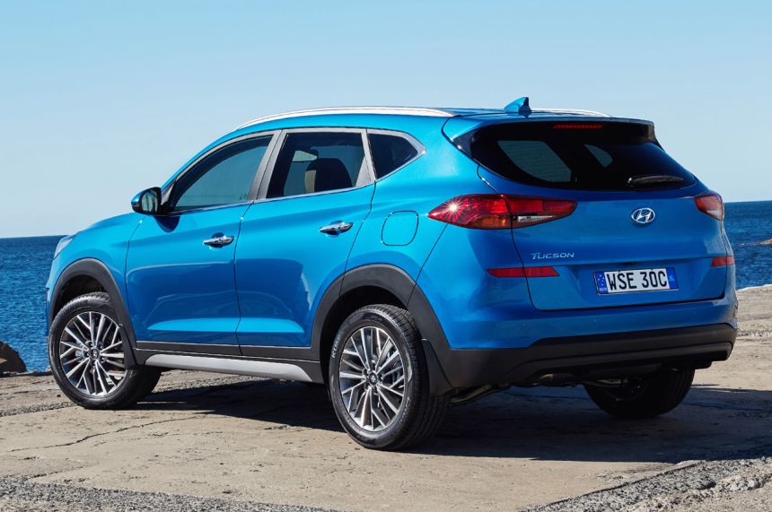 Compare and contrast: Hyundai Tucson generations back to back image