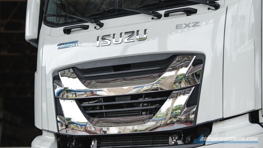 Isuzu EXZ77 image