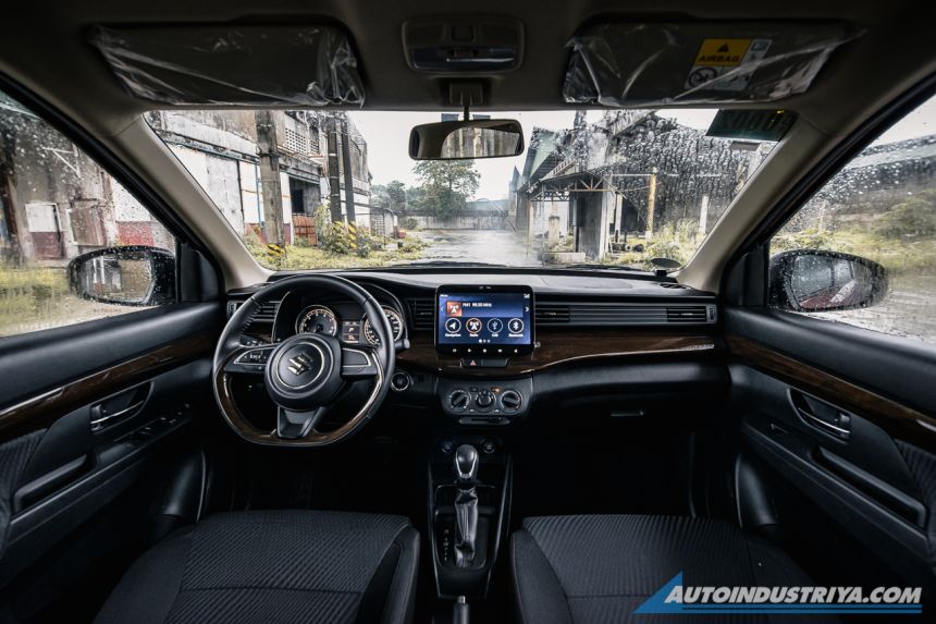 2020 Suzuki Ertiga GLX A/T Black Edition image