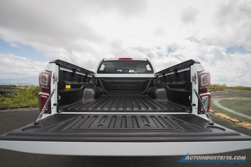 Isuzu D-Max first impression image