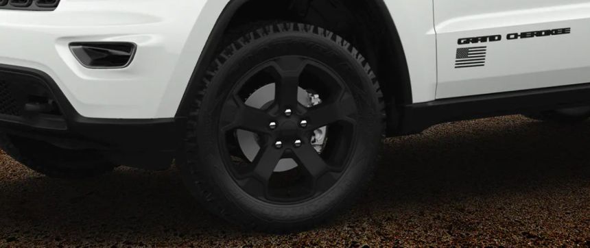 Jeep gives back to the troops with Freedom Edition 4x4s image