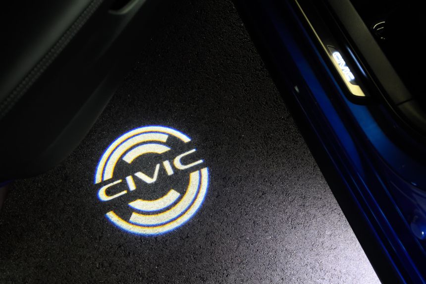 Honda Civic Hatchback accessories image