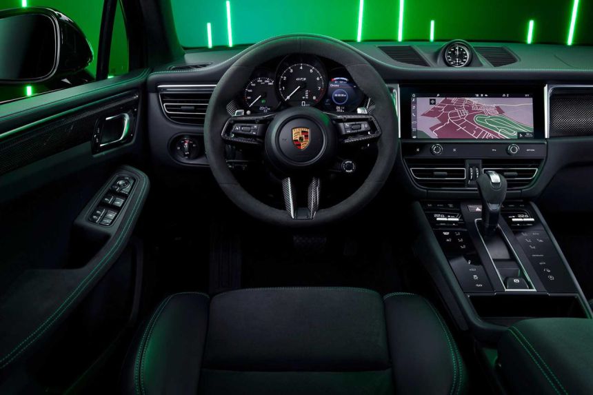 2022 Porsche Macan image