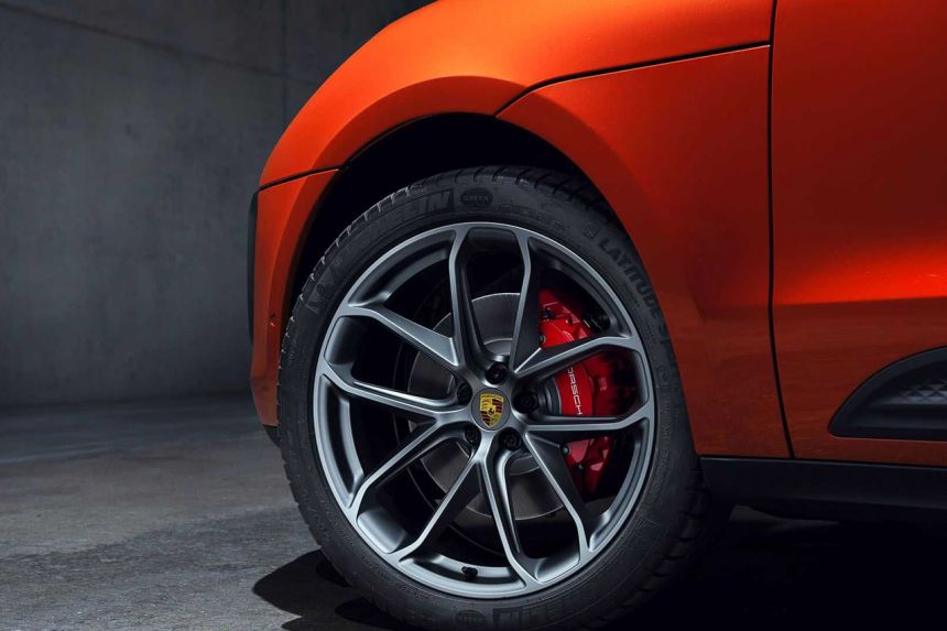 2022 Porsche Macan image