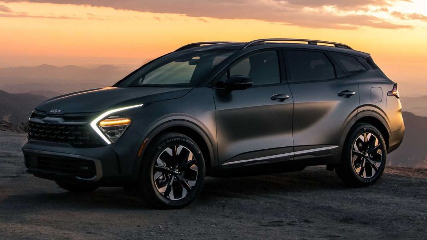 2023 Kia Sportage PHEV can travel 51 km on electric power image