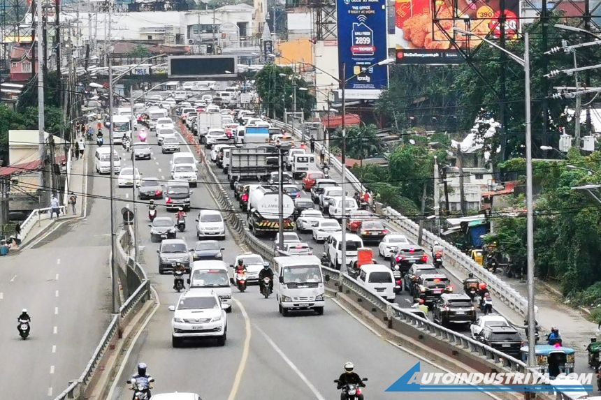 NEDA, DOE suggest 4-day work week amid rising fuel costs NEDA, DOE suggest 4-day work week amid rising fuel costs image