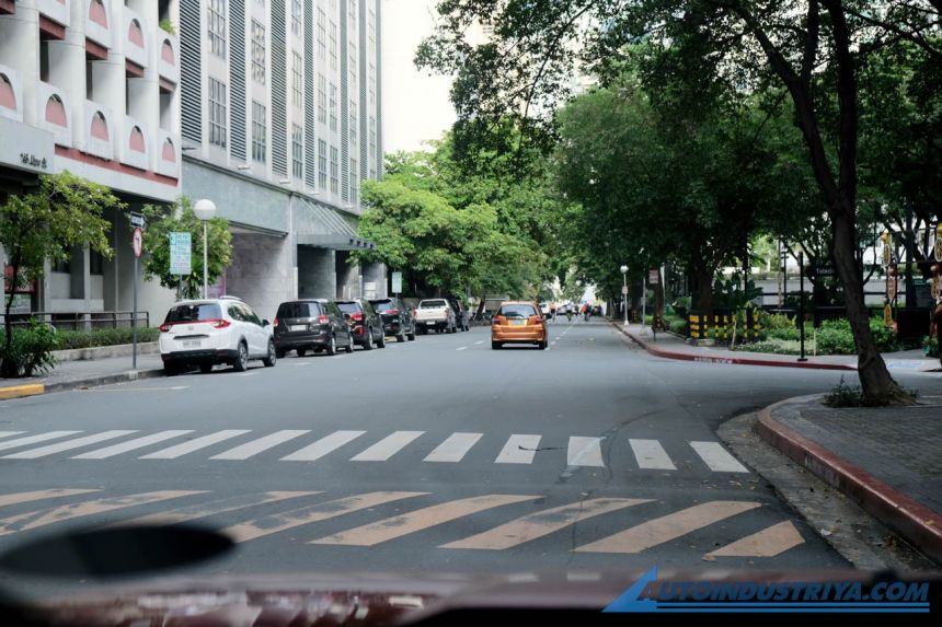 Sunday Drive: Cafe hopping and car-spotting in Makati Sunday Drive: Cafe hopping and car-spotting in Makati image
