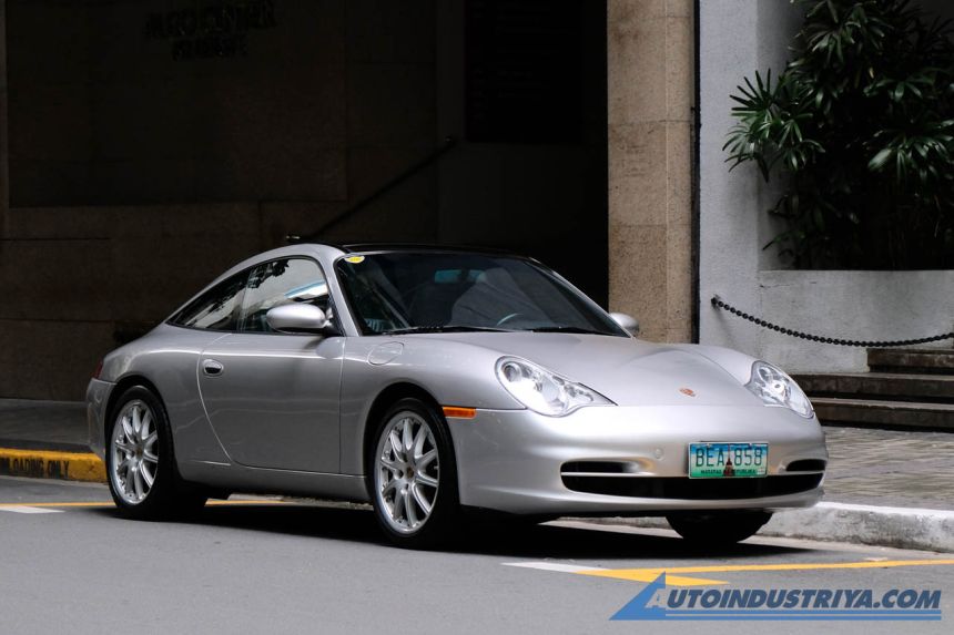 Sunday Drive: Cafe hopping and car-spotting in Makati Sunday Drive: Cafe hopping and car-spotting in Makati image