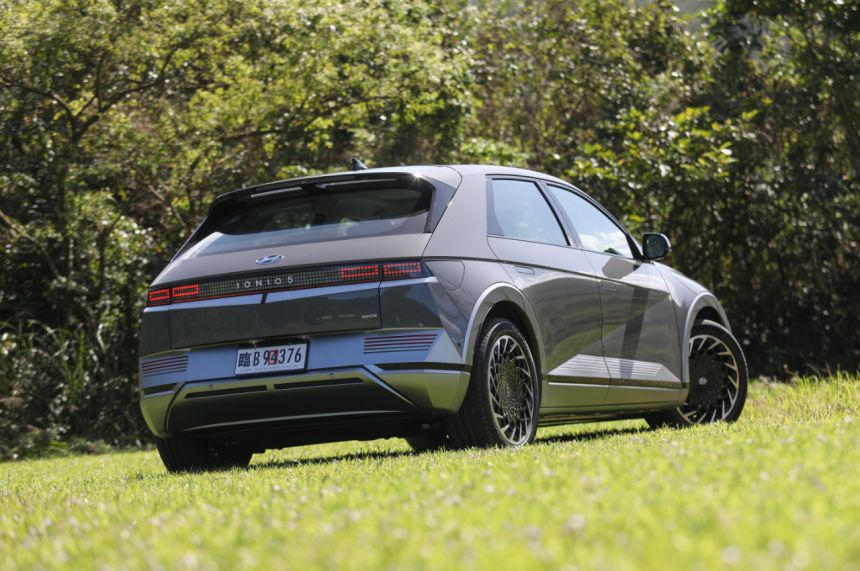 Hyundai adding three new small EVs by 2025 Hyundai adding three new small EVs by 2025 image