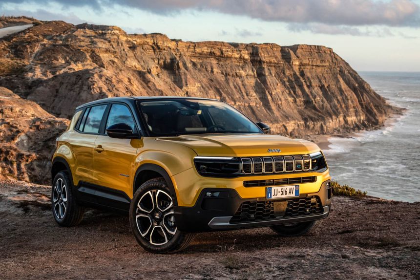 Jeep unveils all-new Avenger EV in Paris Motor Show Jeep unveils all-new Avenger EV in Paris Motor Show image