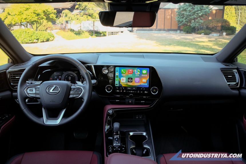 2022 Lexus NX 350h 2022 Lexus NX 350h image