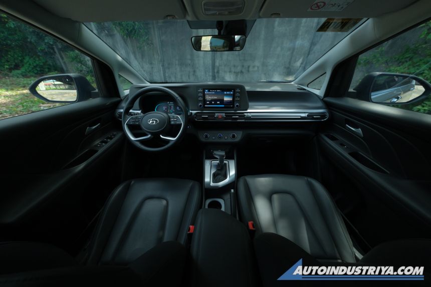 2023 Hyundai Stargazer GLS Premium IVT 2023 Hyundai Stargazer GLS Premium IVT image