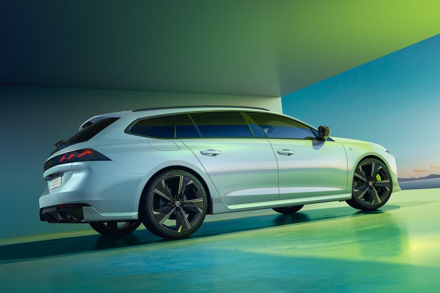 2023 Peugeot 508 is proof midsize cars can still look cool (NO TEXT) 2023 Peugeot 508 is proof midsize cars can still look cool (NO TEXT) image