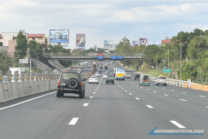 Expressway Driving: Is going (too) slow as dangerous as speeding? Expressway Driving: Is going (too) slow as dangerous as speeding? image