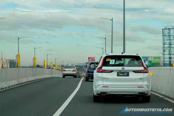 First Drive: 2024 Honda CR-V e:HEV, VTEC Turbo (NO TEXT) First Drive: 2024 Honda CR-V e:HEV, VTEC Turbo (NO TEXT) image