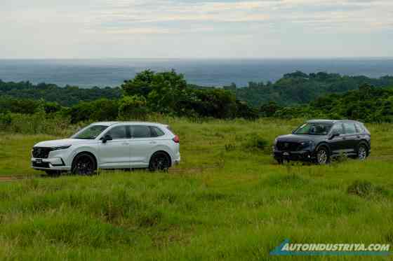 First Drive: 2024 Honda CR-V e:HEV, VTEC Turbo (NO TEXT) First Drive: 2024 Honda CR-V e:HEV, VTEC Turbo (NO TEXT) image