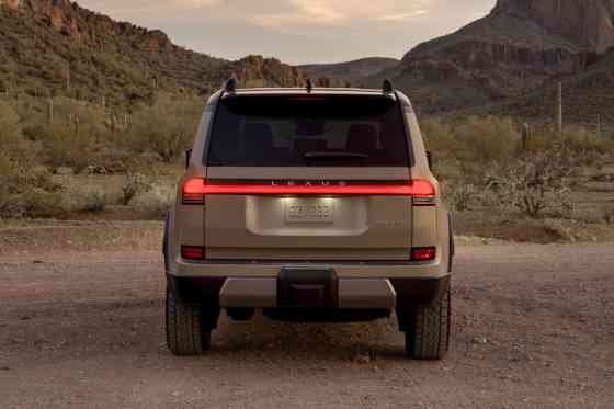 First Impressions: 2024 Lexus GX 550 First Impressions: 2024 Lexus GX 550 image