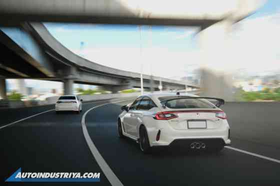 2024 Honda Civic Type R with Sensing 2024 Honda Civic Type R with Sensing image