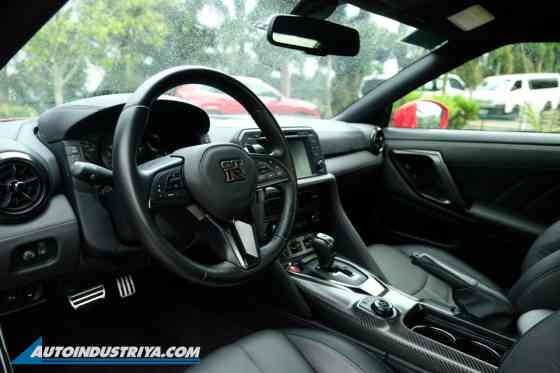 NISSAN GTR NISSAN GTR image