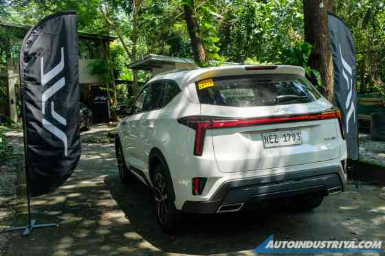 First Drive: 2024 JAC JS6, JS8 are fully loaded and ready to roll First Drive: 2024 JAC JS6, JS8 are fully loaded and ready to roll image