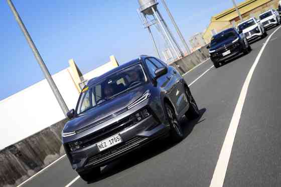 First Drive: 2024 JAC JS6, JS8 are fully loaded and ready to roll First Drive: 2024 JAC JS6, JS8 are fully loaded and ready to roll image