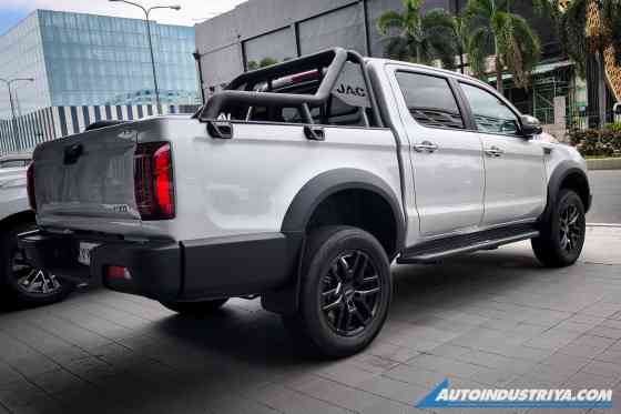 PH-spec JAC T9 pickup gets multi-link rear suspension PH-spec JAC T9 pickup gets multi-link rear suspension image