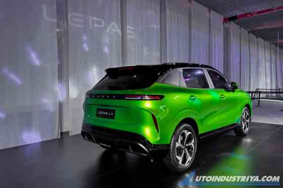Chery’s new brand Lepas gives first look at L4, L6, L8 SUVs Chery’s new brand Lepas gives first look at L4, L6, L8 SUVs image