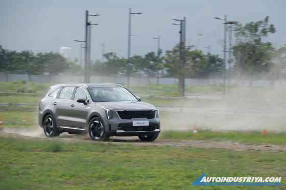 2025 Kia Sorento 1.6 SX AWD Turbo Hybrid 2025 Kia Sorento 1.6 SX AWD Turbo Hybrid image
