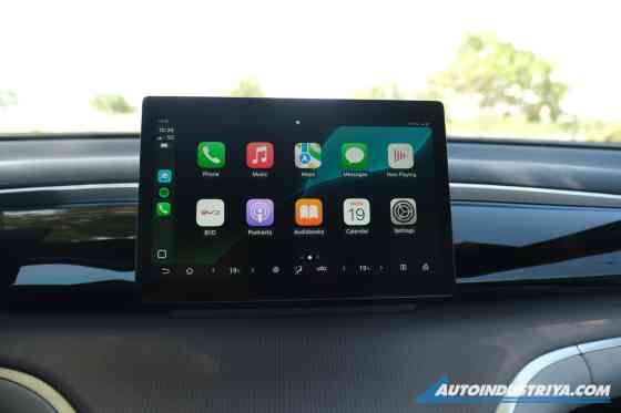 2025 BYD Sealion 5 2025 BYD Sealion 5 image