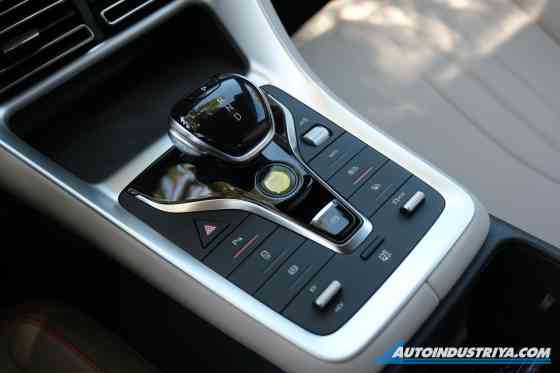 2025 BYD Sealion 5 2025 BYD Sealion 5 image