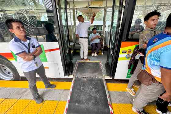 Cebu’s Bus Rapid Transit launch delayed due to traffic, infra issues Cebu’s Bus Rapid Transit launch delayed due to traffic, infra issues image
