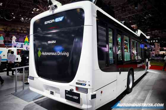 Isuzu Erga EV Autonomous Driving Bus can pick-up, drop off passengers automatically Isuzu Erga EV Autonomous Driving Bus can pick-up, drop off passengers automatically image