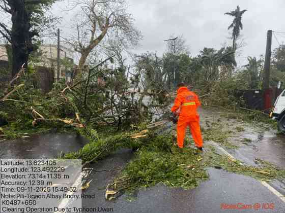 Typhoon Uwan leaves several major roads impassable across Luzon Typhoon Uwan leaves several major roads impassable across Luzon image