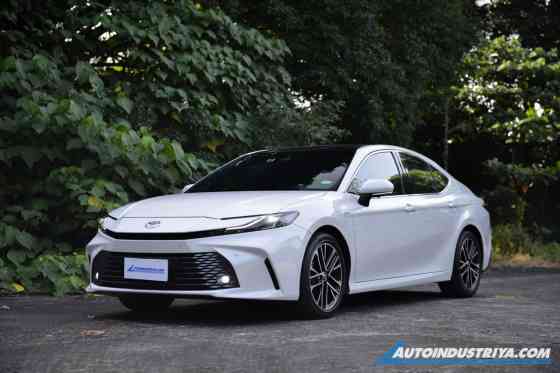 Toyota Camry Toyota Camry image